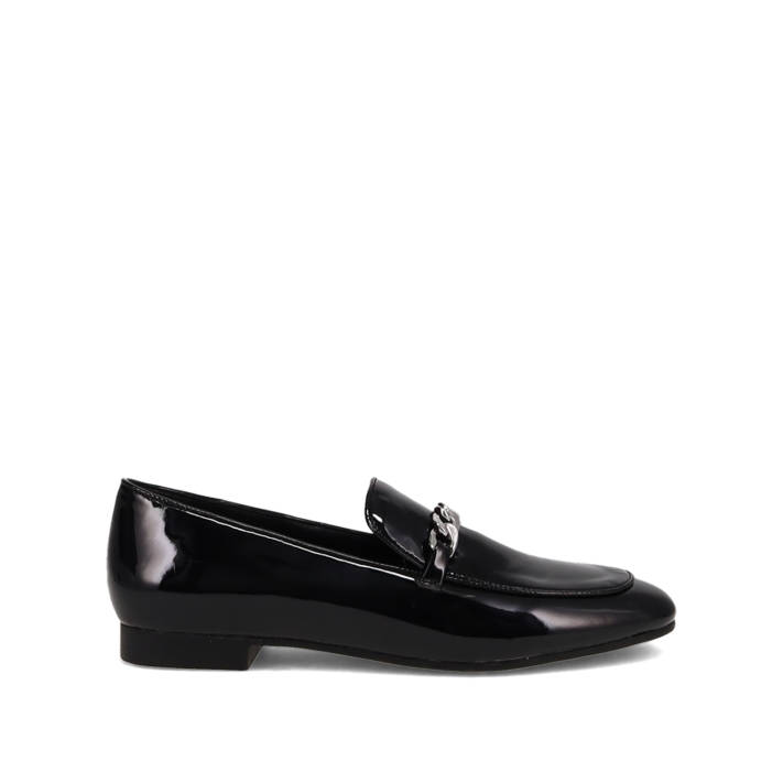 Μαύρο λουστρινένιο loafer