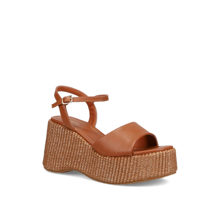 Tan wedge