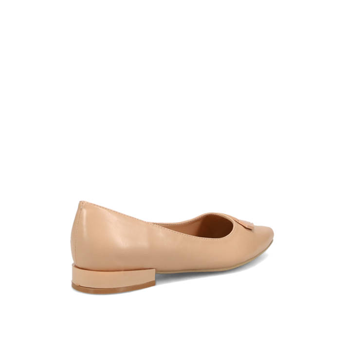 Beige pointed ballet flat