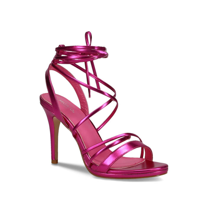 Fuchsia metallic multistrap sandal