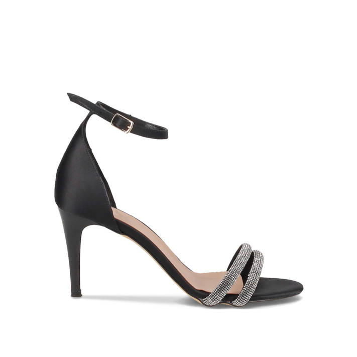 Black sandal with rhinestones