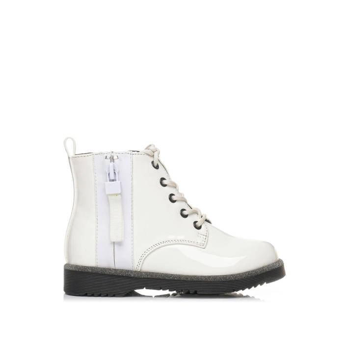 Παιδικό λευκό λουστρίνι μποτάκι