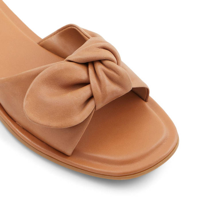 Tan leather sandal ABAYRITH