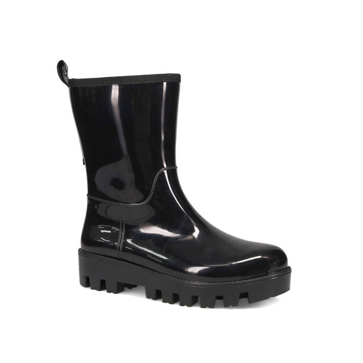 Black rain boot