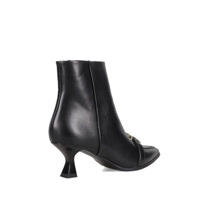 Black pointy bootie