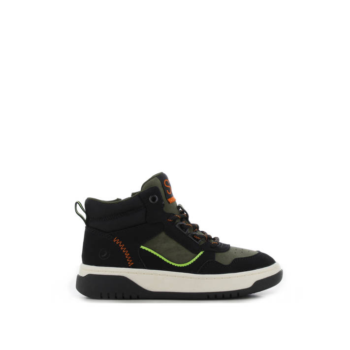 Kids black sneaker