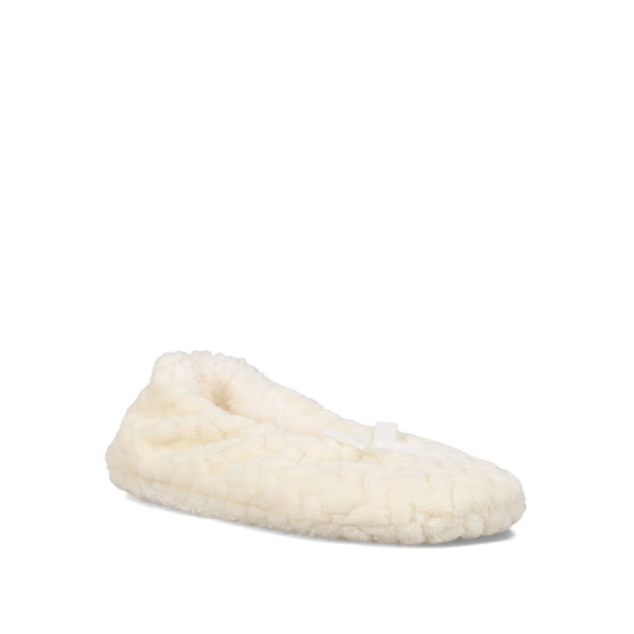 White slipper