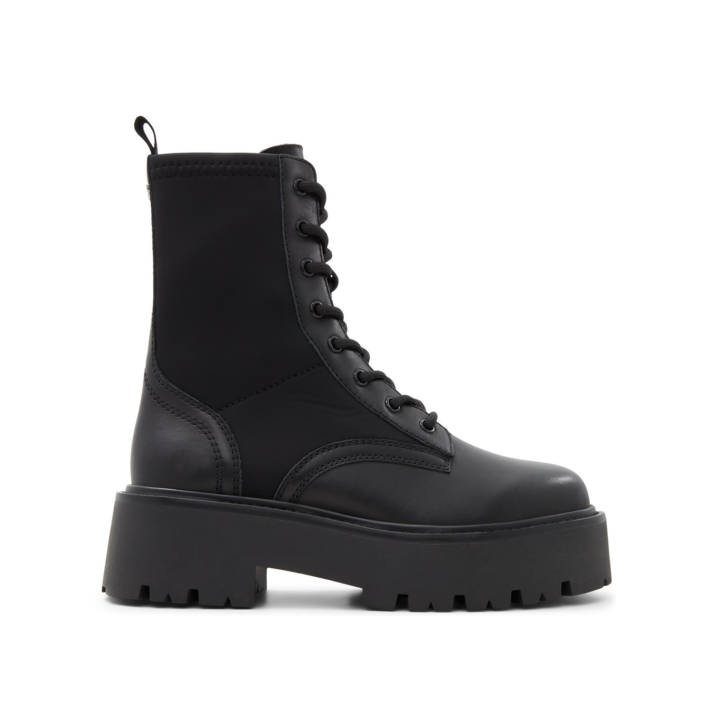 Μαύρο δερμάτινο μποτάκι TALALERYN