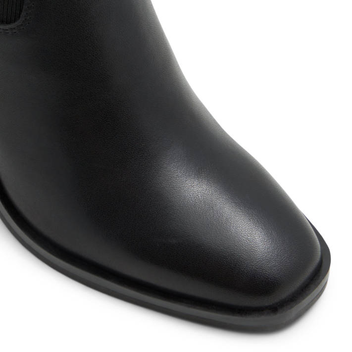 Μαύρο δερμάτινο μποτάκι WYLACLYA