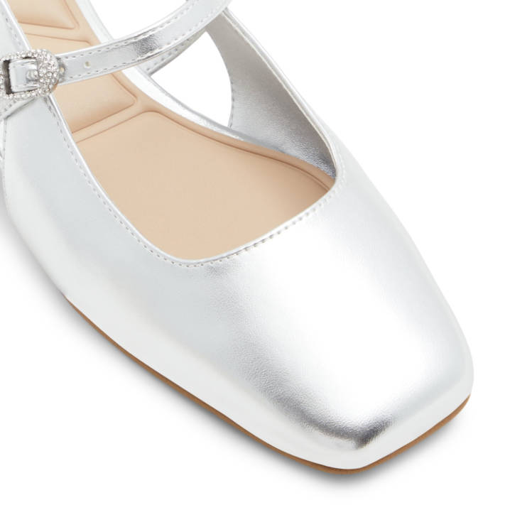 Silver patent ballet flat HUGUETTE