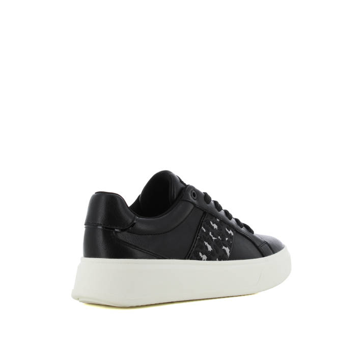 Μαύρο sneaker
