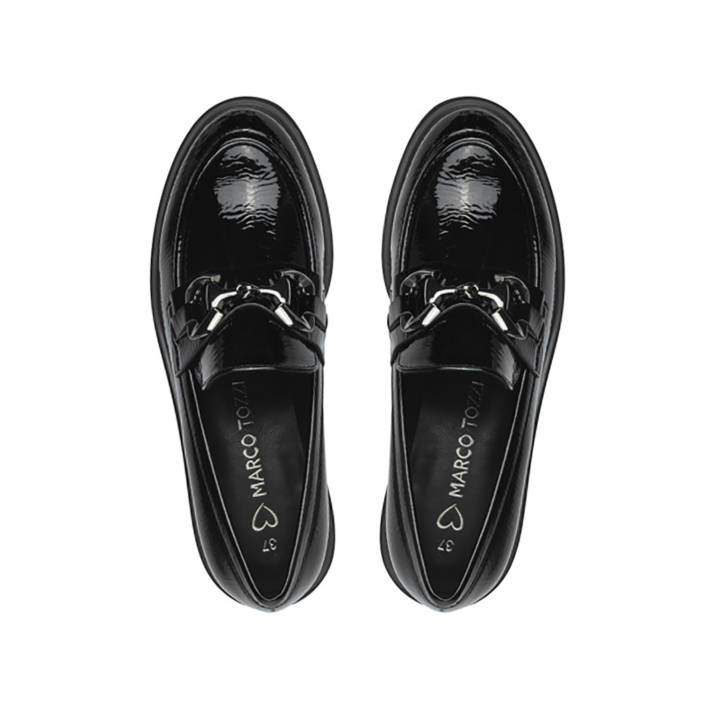 Μαύρο loafer λουστρίνι