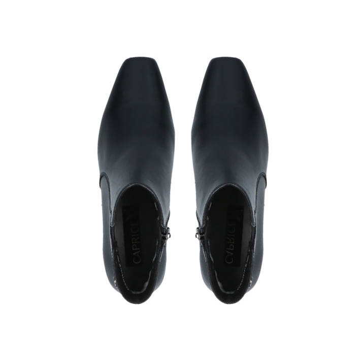 Μαύρο δερμάτινο μποτάκι