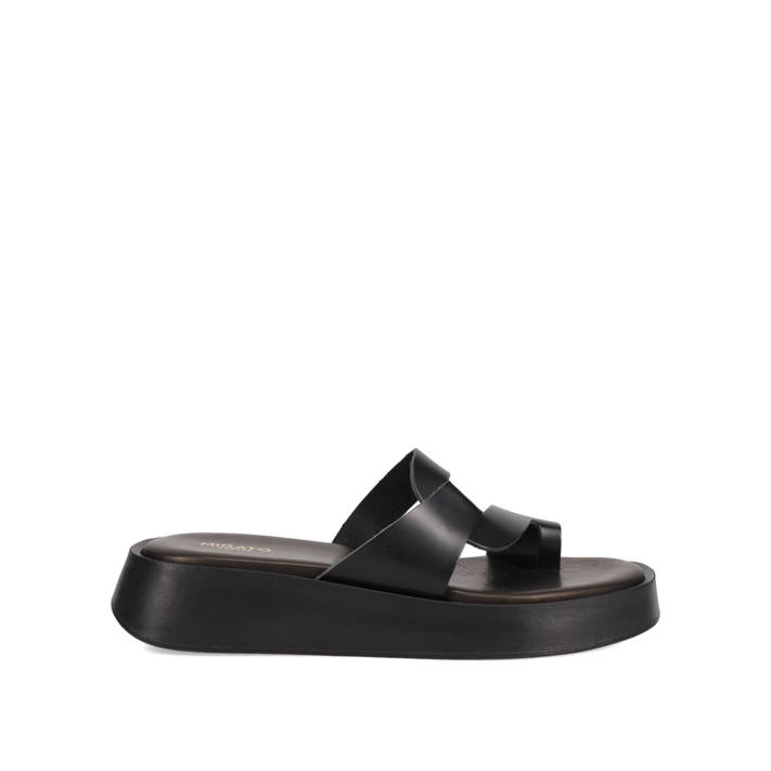 Μαύρο δερμάτινο flatform σανδάλι