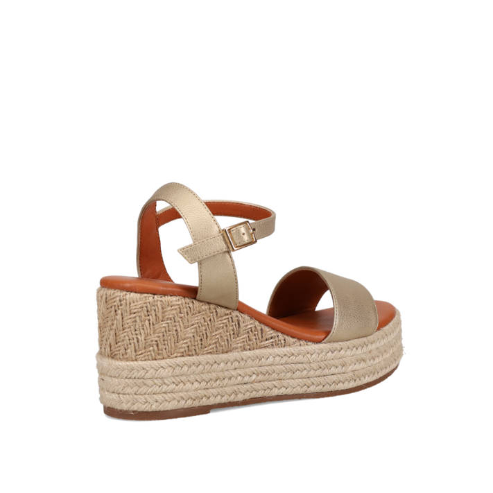 Χρυσή πλατφόρμα