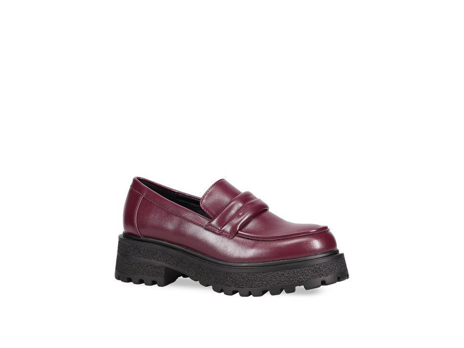 Burgundy chunky loafer