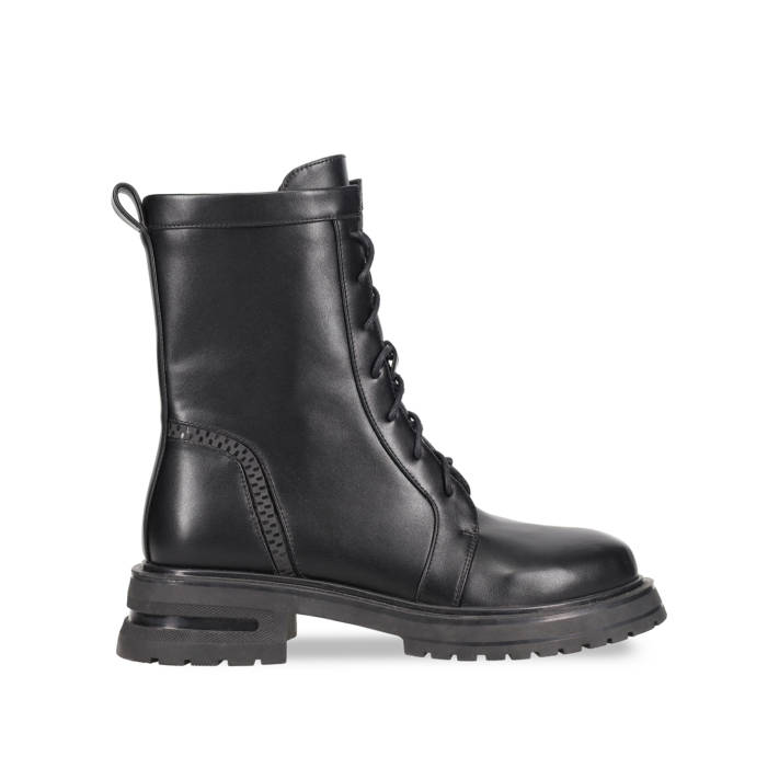Black army boot