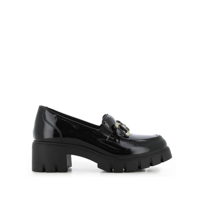 Black patent chunky loafer