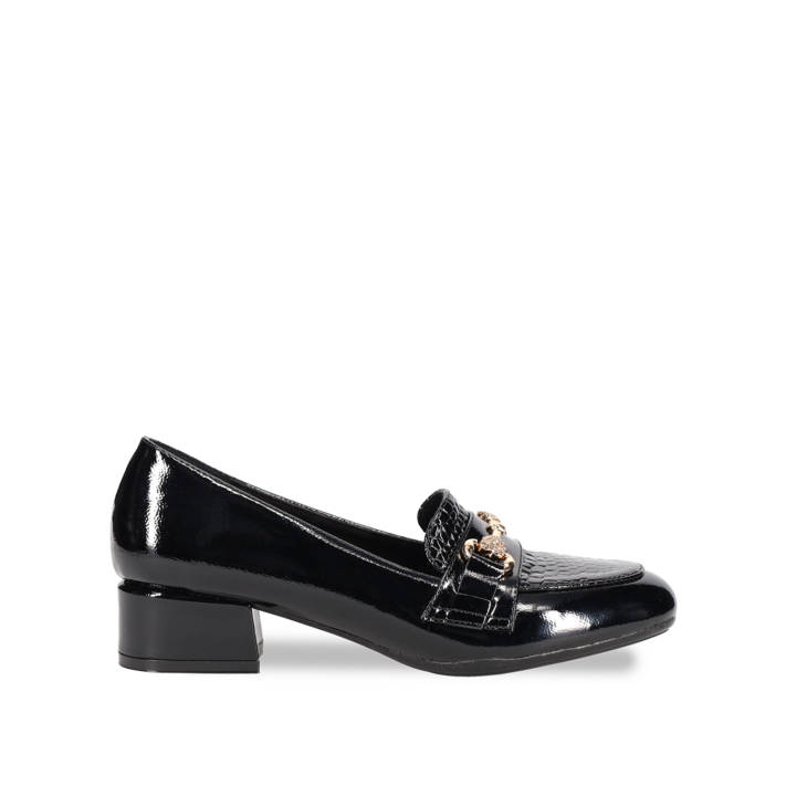 Μαύρο loafer λουστρίνι