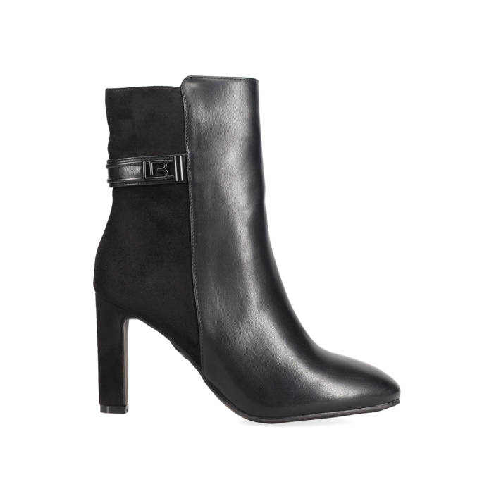 Μαύρο μποτάκι