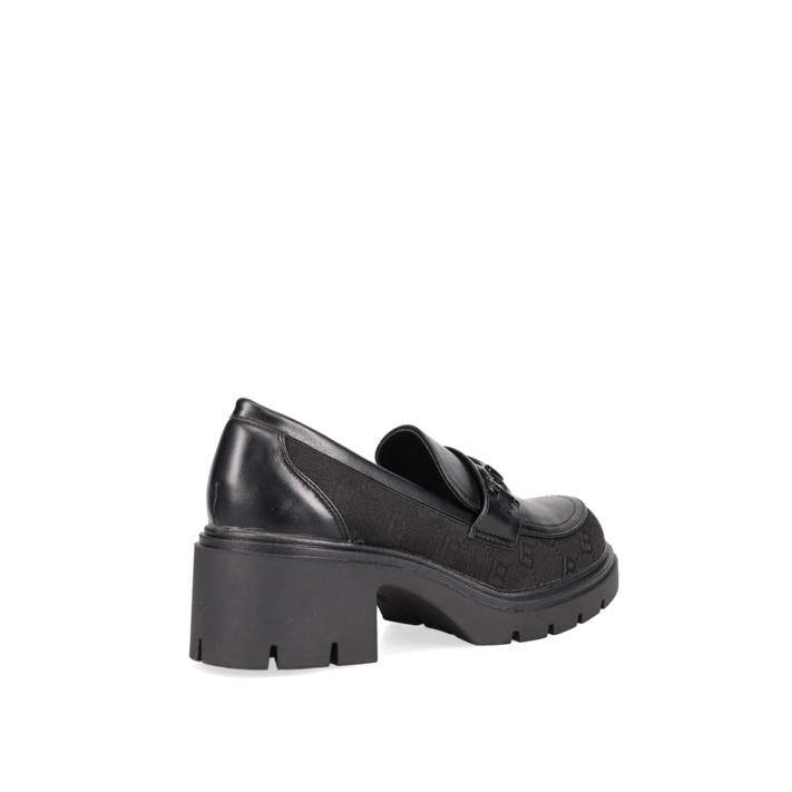 Black chunky loafer