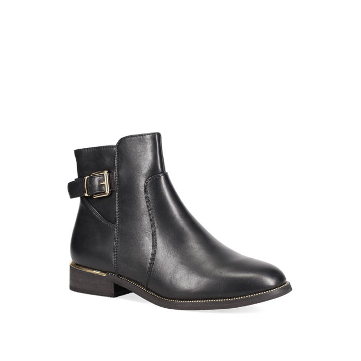 Black bootie