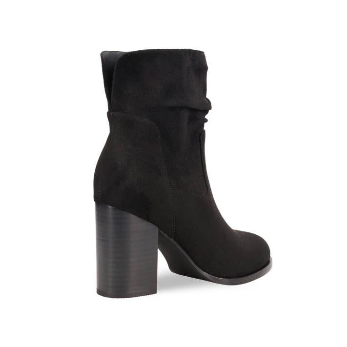 Black bootie