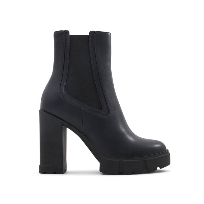 Black matte bootie GRIARI