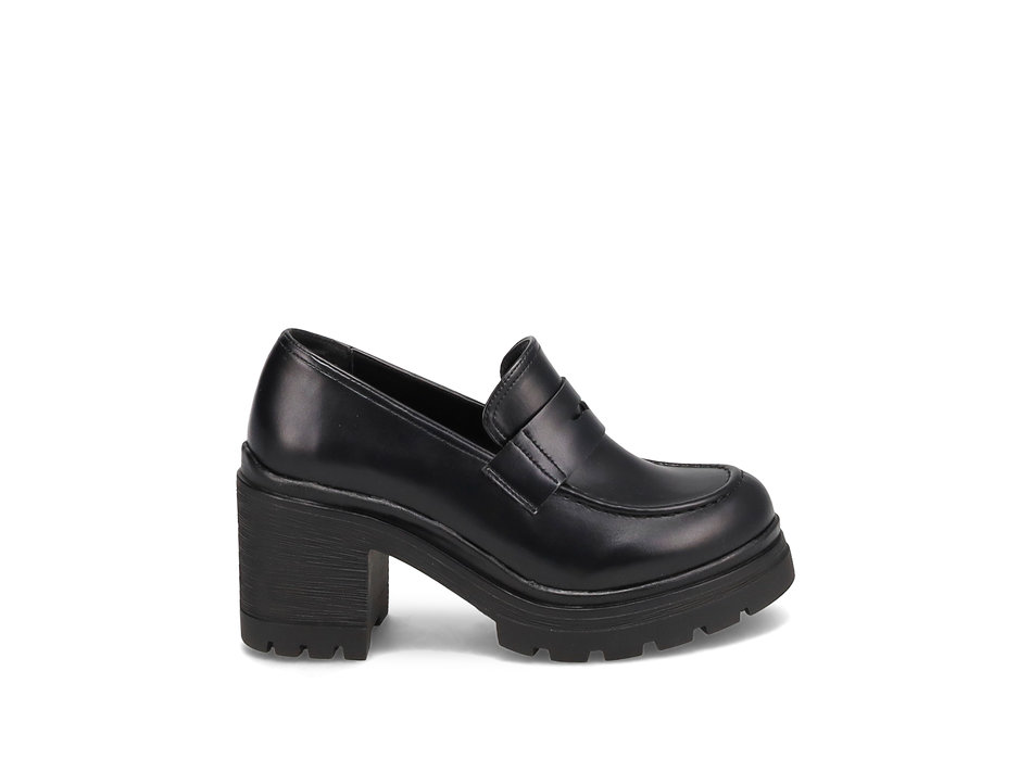 Μαύρο loafer με ψηλο τακούνι