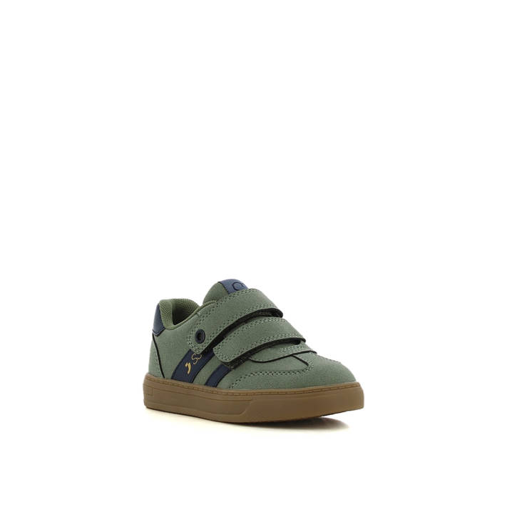 Kids green sneaker