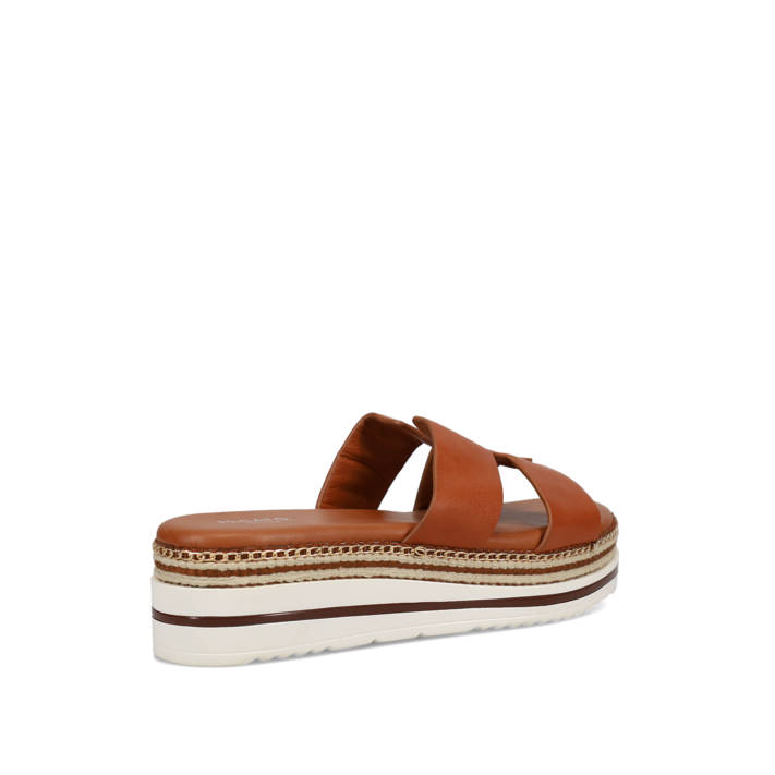 Tan flatform sandal