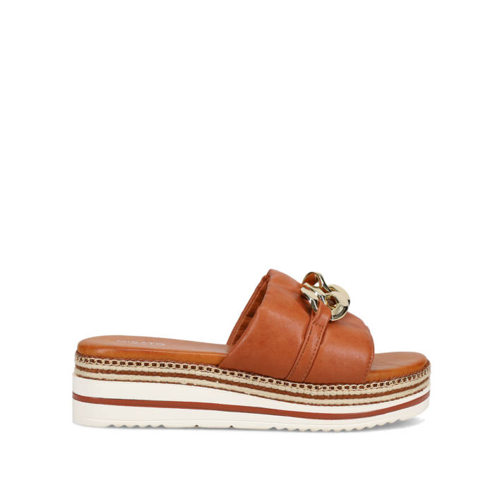 Tan flatform sandal