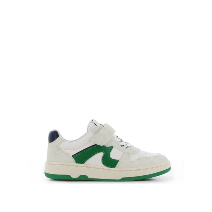 Kids white sneaker