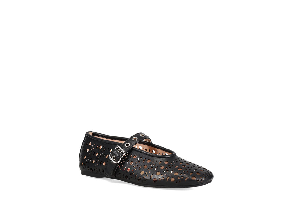 Black ballet flat