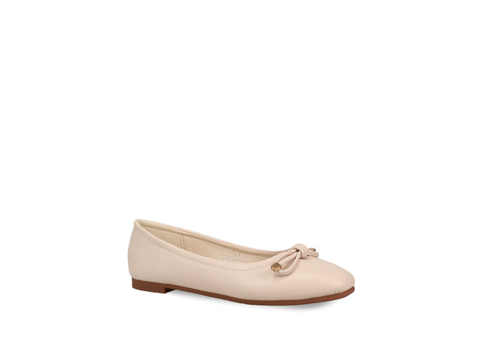 Beige ballet flat