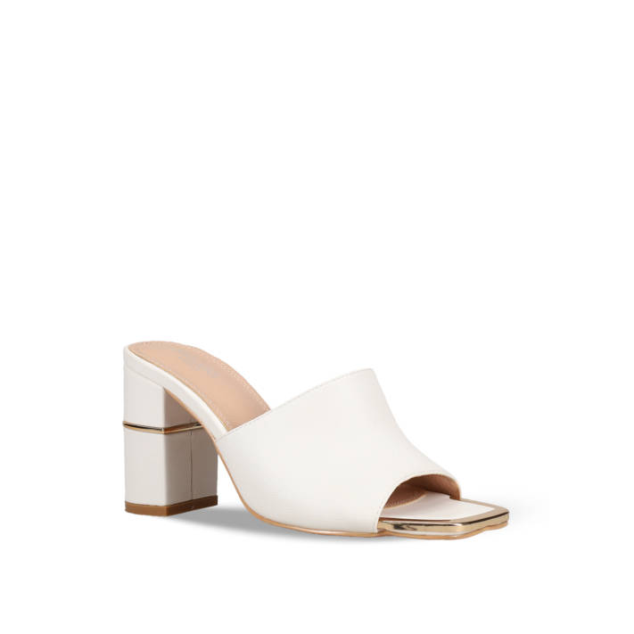 White mule sandal