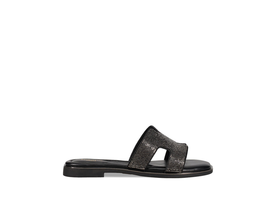 Black sandal