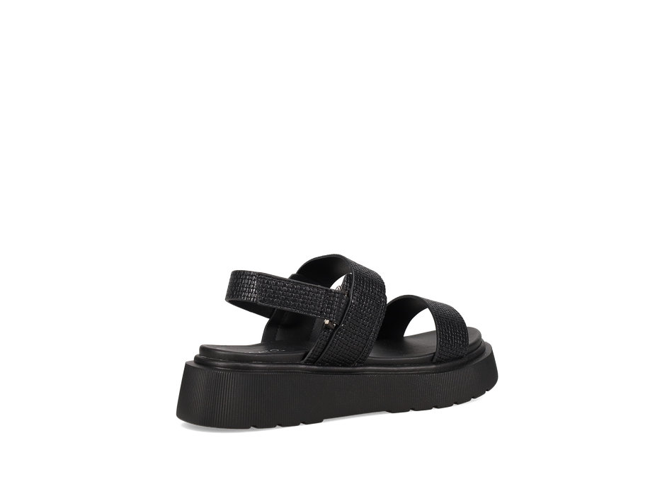 Black flatform sandal