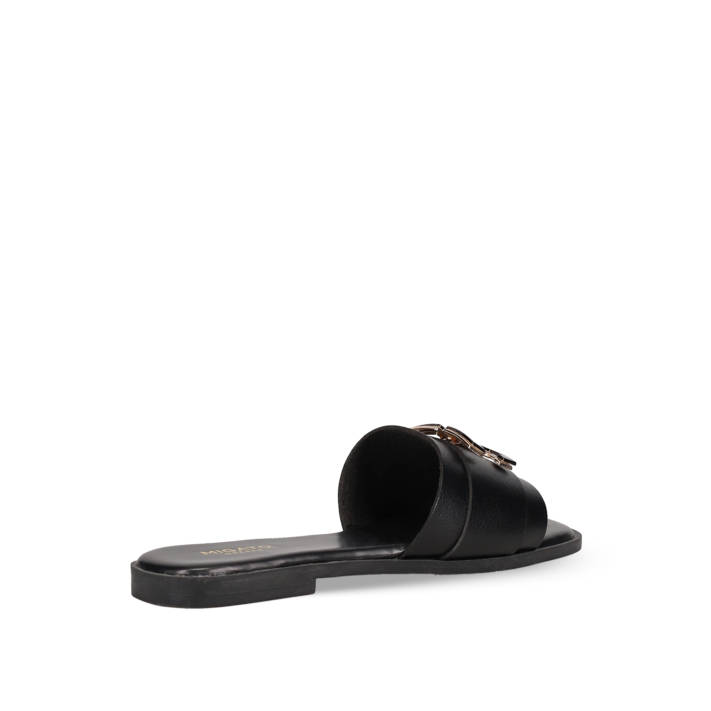 Black sandal
