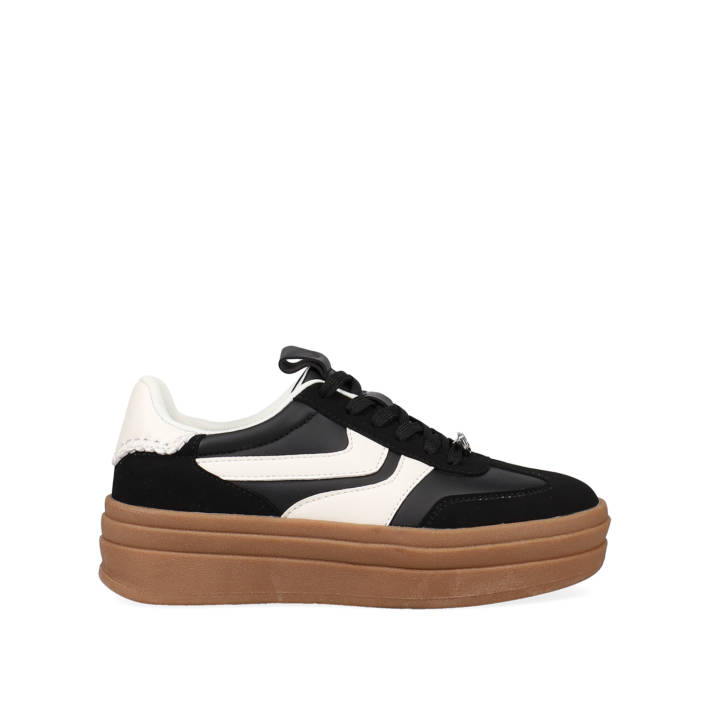 Μαύρο sneaker