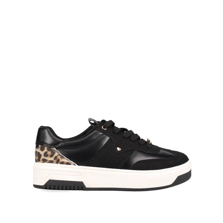 Μαύρο sneaker