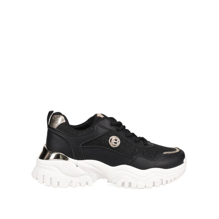 Black chunky sneaker