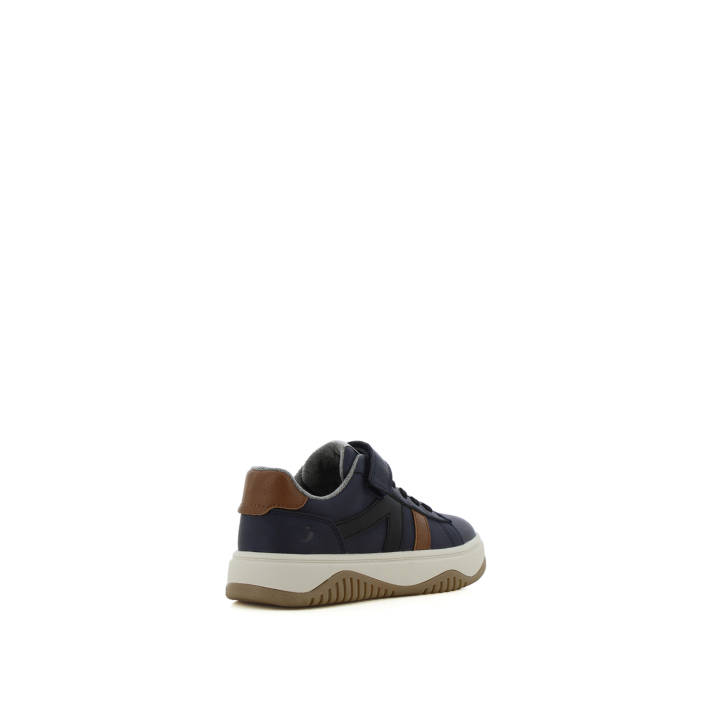Kids blue sneaker