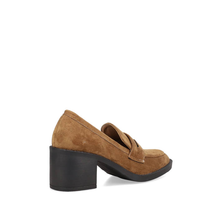 Camel suede loafer