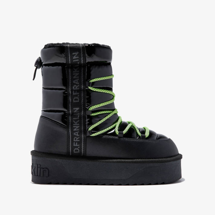 Black platform bootie