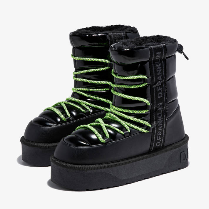 Black platform bootie