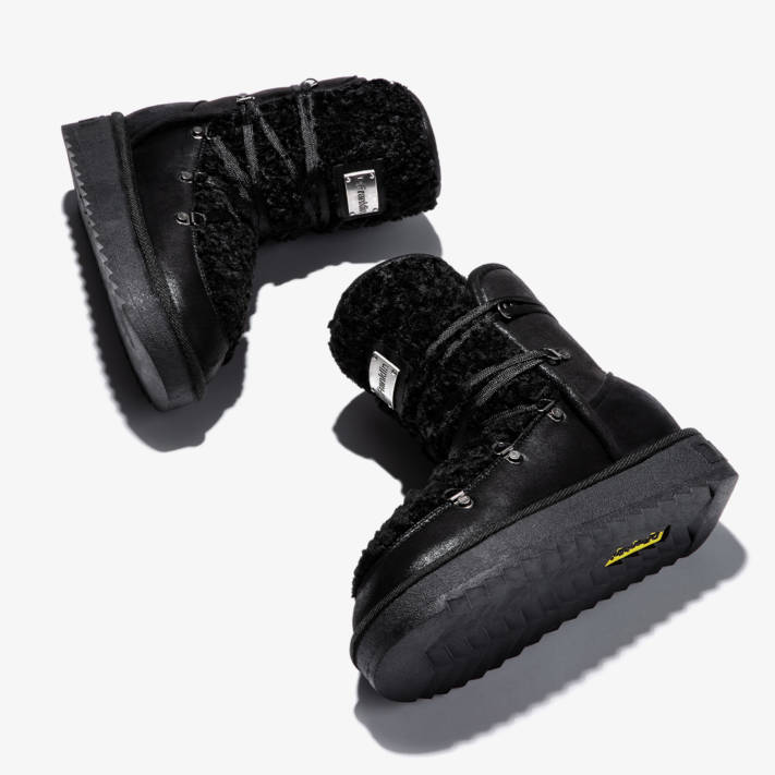 Black fur lined bootie