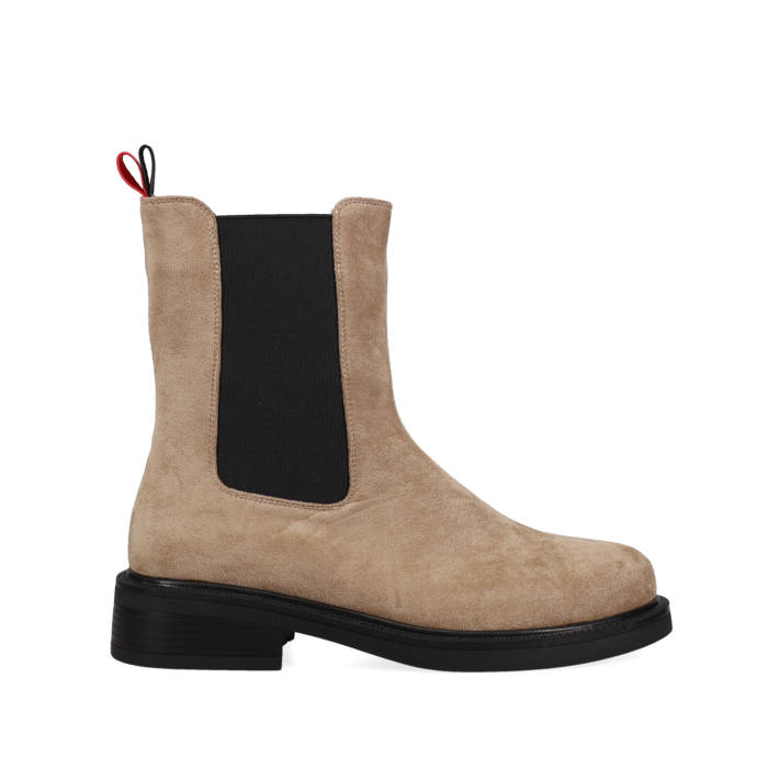 Beige suede bootie