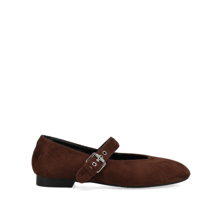 Brown ballet flat