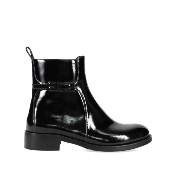 Μαύρο μποτάκι λουστρίνι